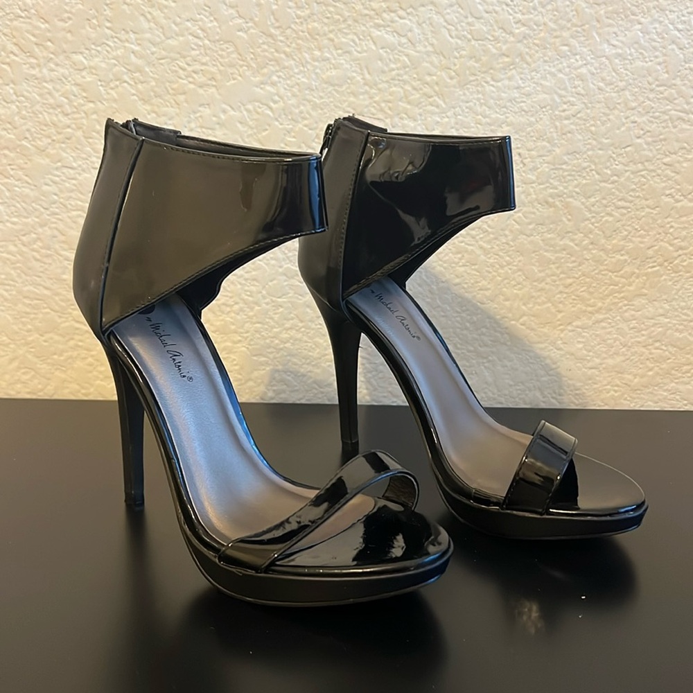michael antonio black heels